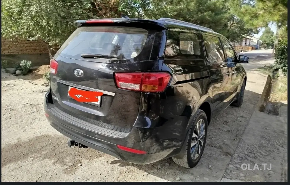 Kia Carnival,  2015