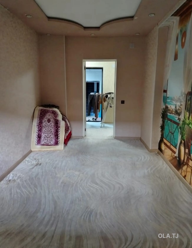 1 комнатная квартира, Цокольный этаж, 38 м²