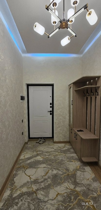 2 комнатная квартира, 5 этаж, 70 м²