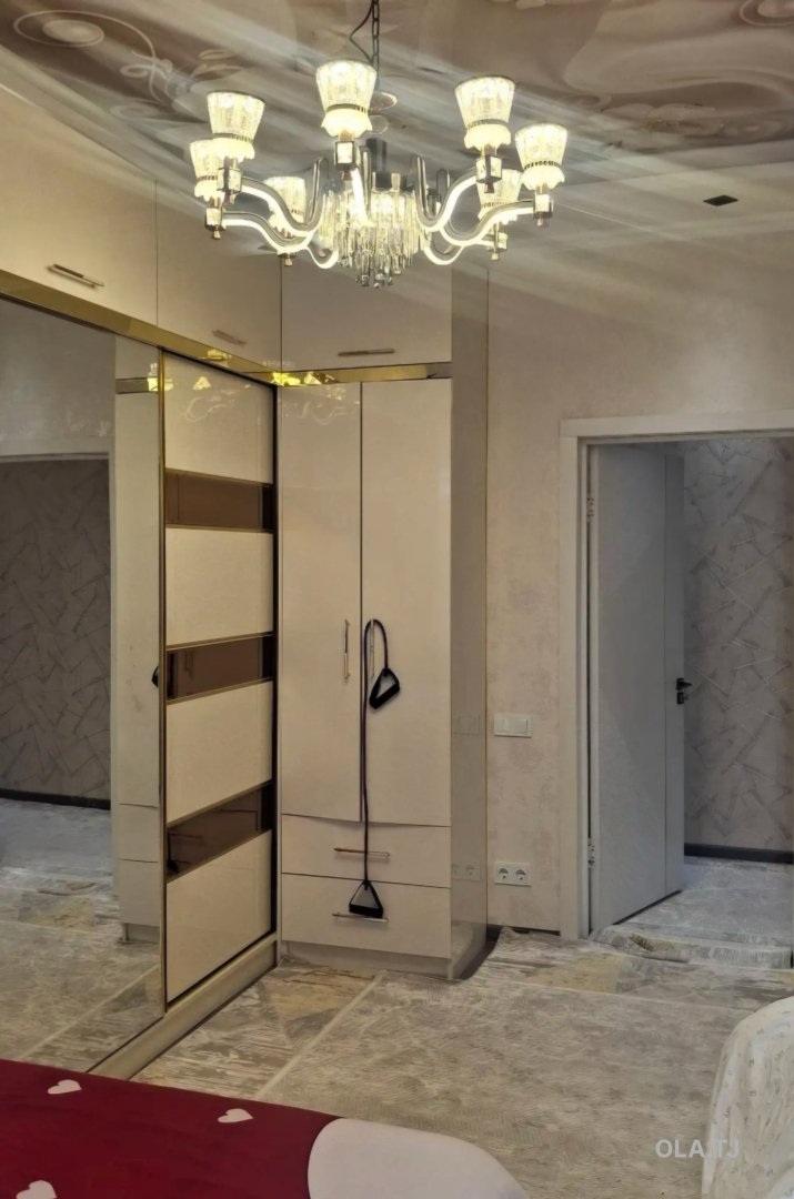 3 комнатная квартира, 6 этаж, 72 м²