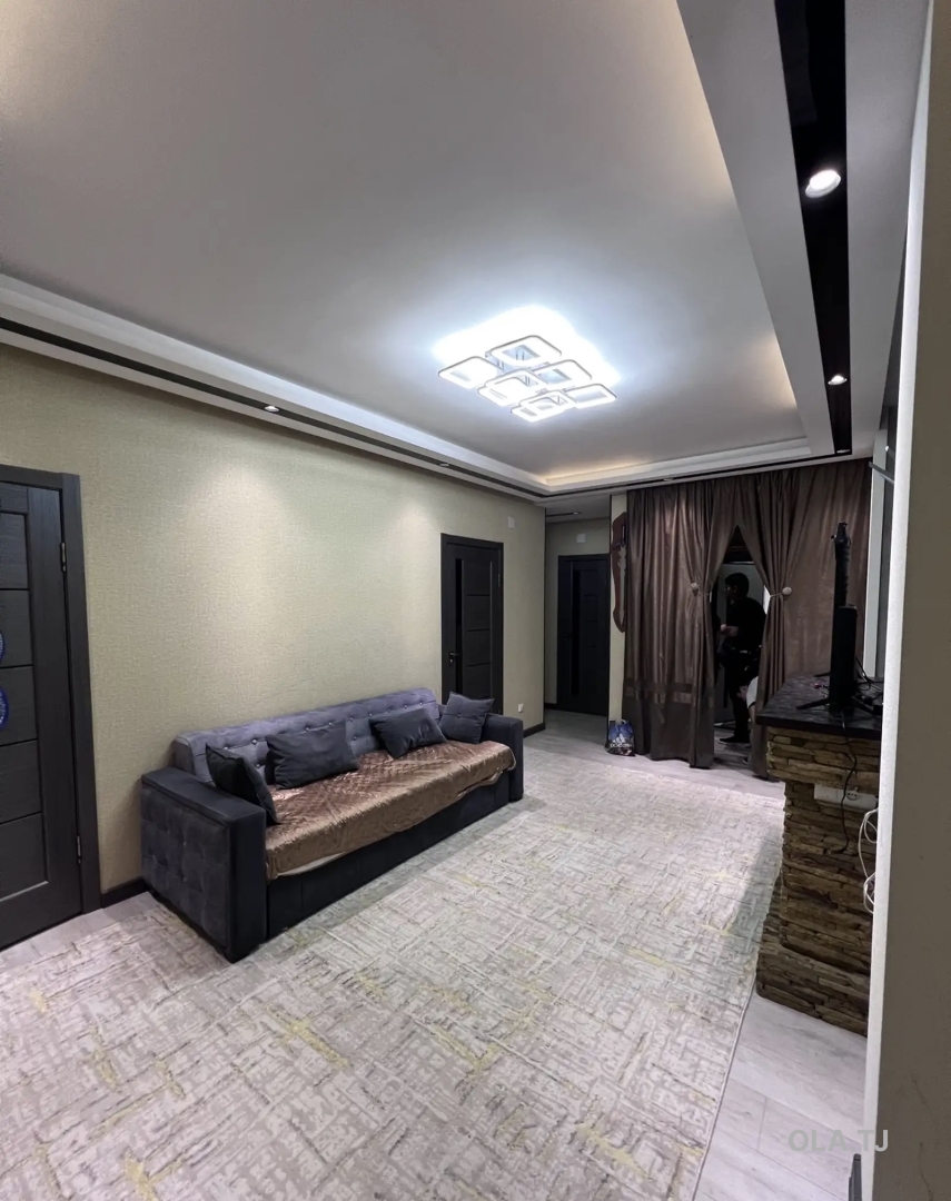 3 комнатная квартира, 4 этаж, 104 м²