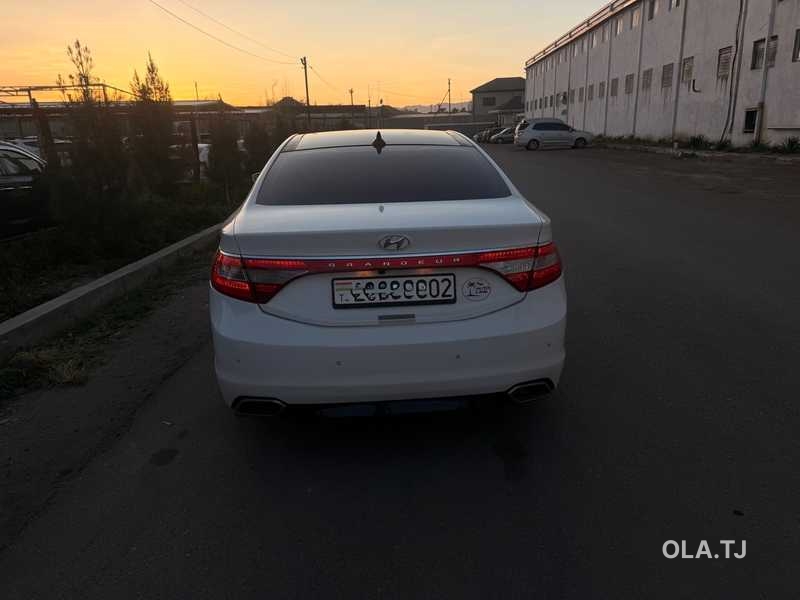 Hyundai Grandeur,  2015
