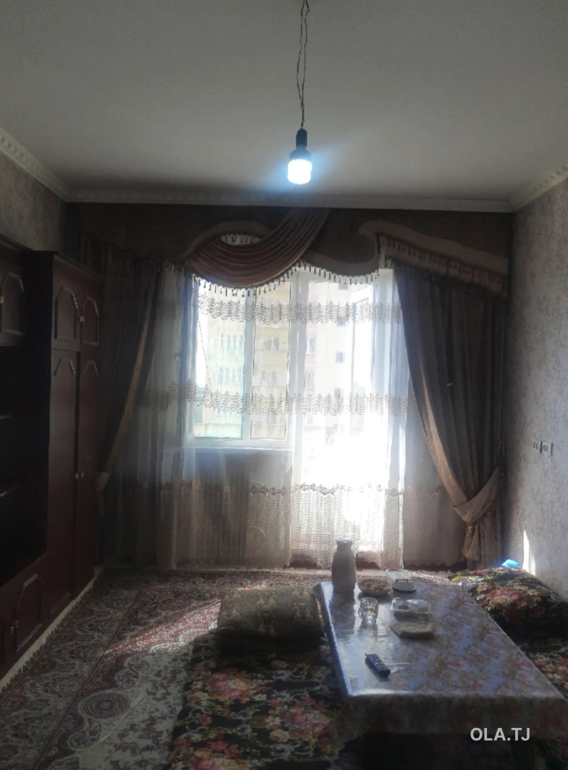 4 комнатная квартира, 6, 90 м²