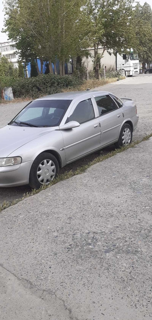 Opel Vectra B,  1997