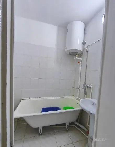 4 комнатная квартира, 2 этаж, 83 м²