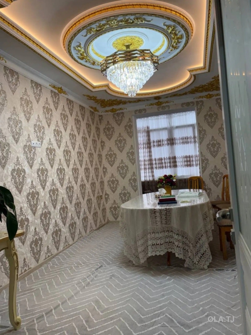 4 комнатная квартира, 4, 115 м²