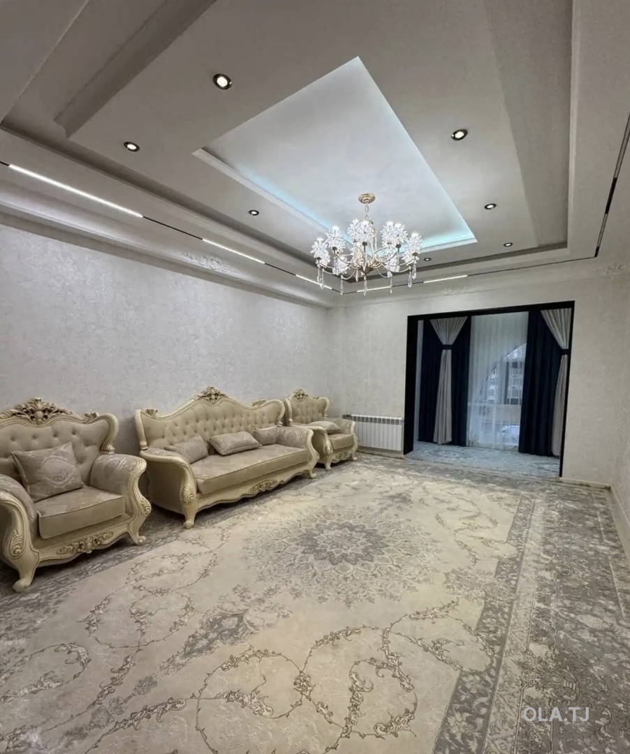 3 комнатная квартира, 3 этаж, 125 м²