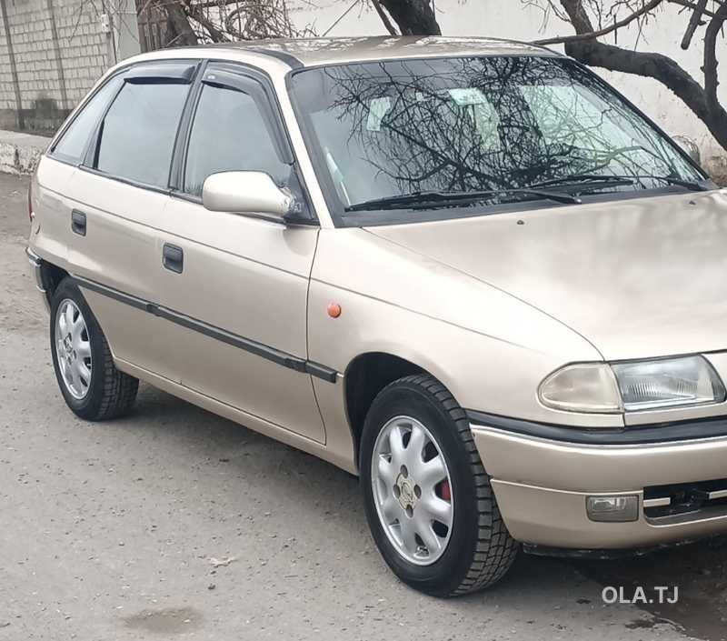Opel Astra F,  1998