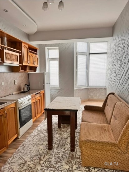 3 комнатная квартира, 2 этаж, 84 м²