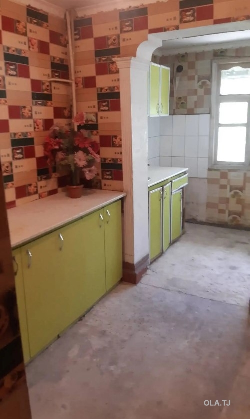 3 комнатная квартира, 3 этаж, 70 м²