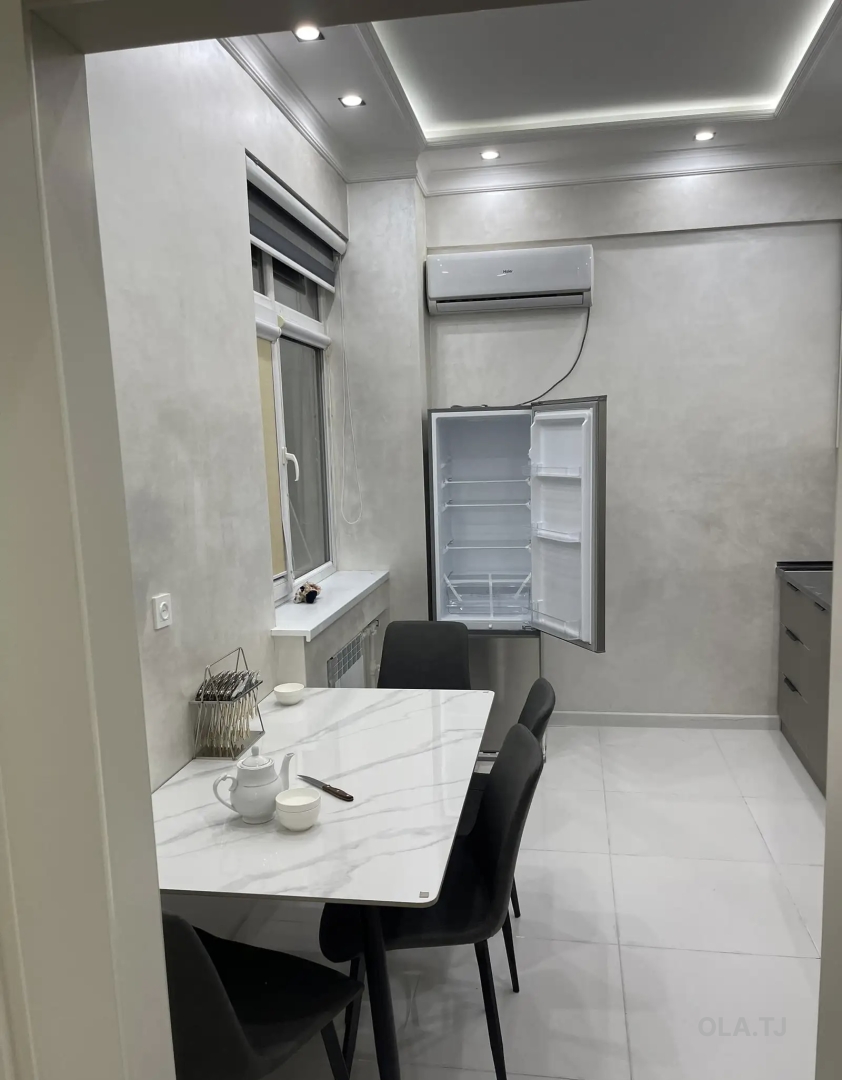 3 комнатная квартира, 5 этаж, 100 м²