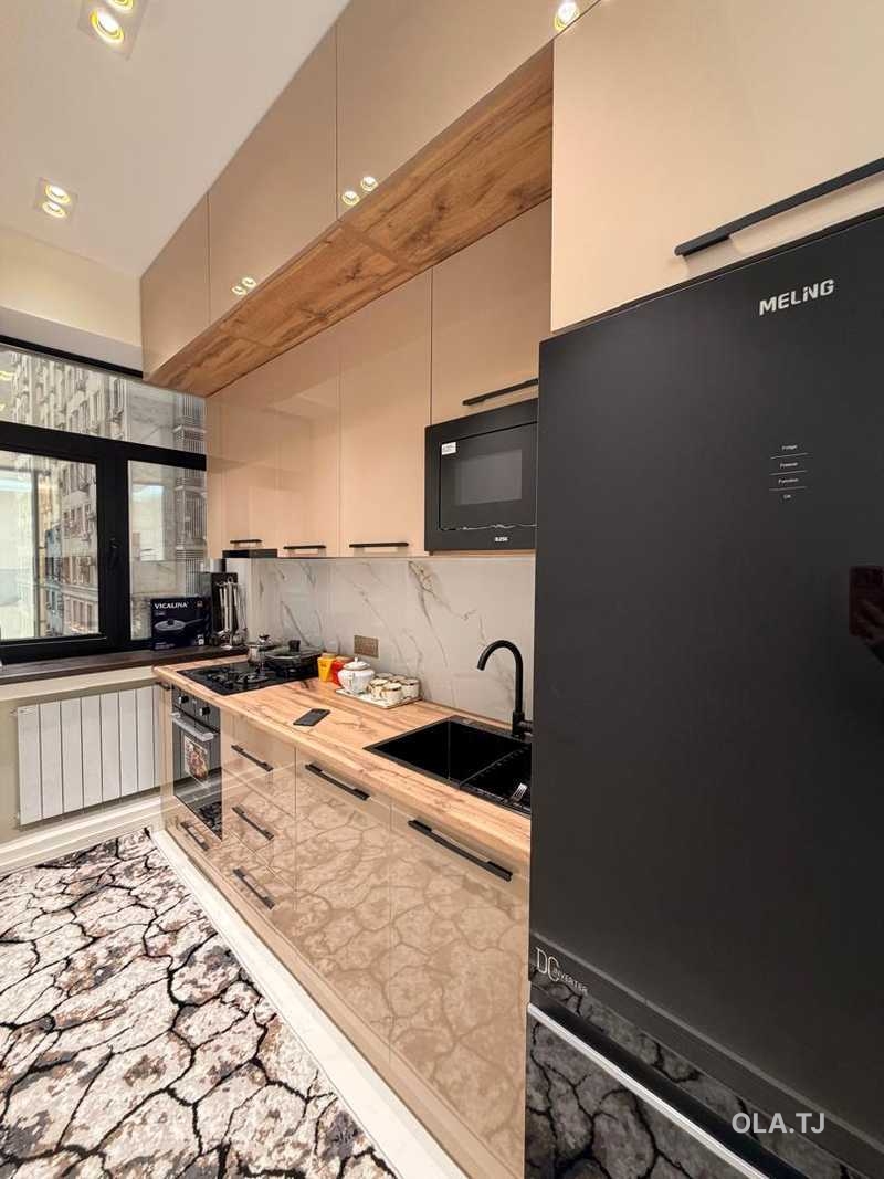 3 комнатная квартира, 5 этаж, 90 м²