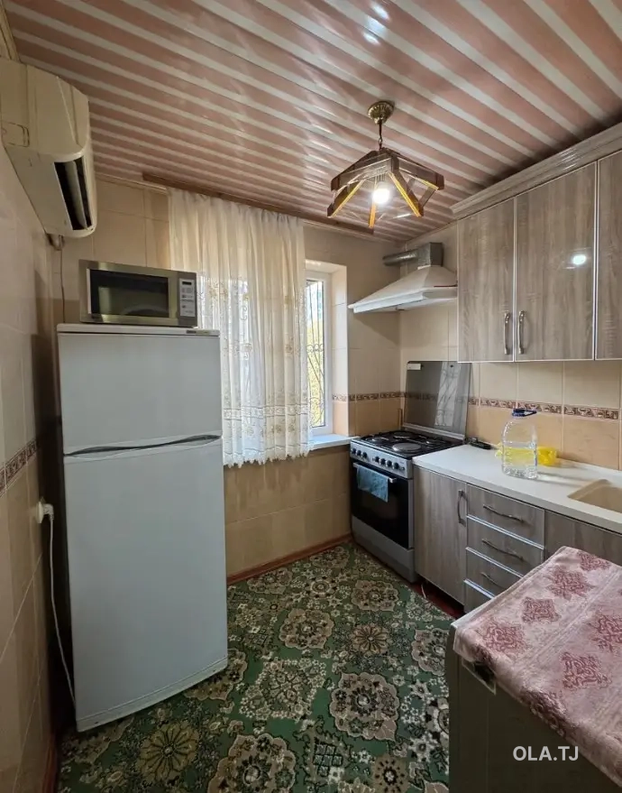 2 комнатная квартира, 4 этаж, 65 м²
