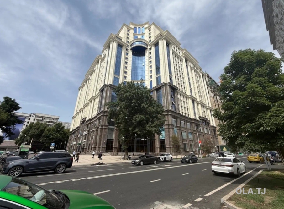 3 комнатная квартира, 10 этаж, 128 м²