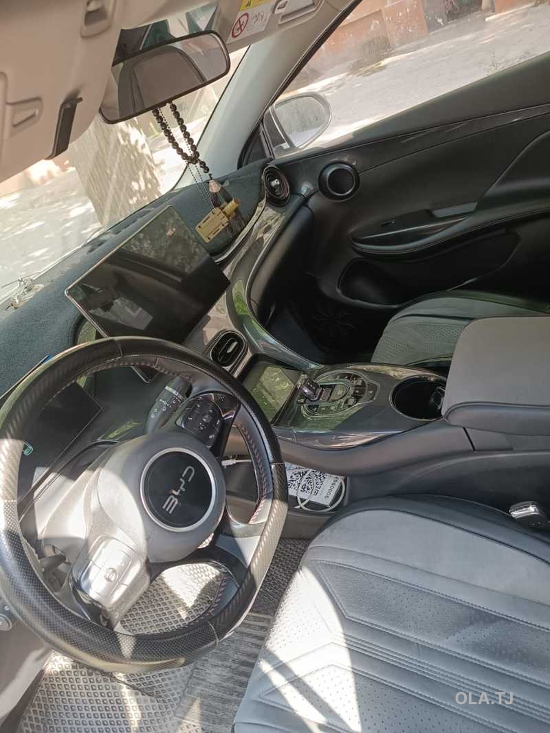 BYD E2,  2025