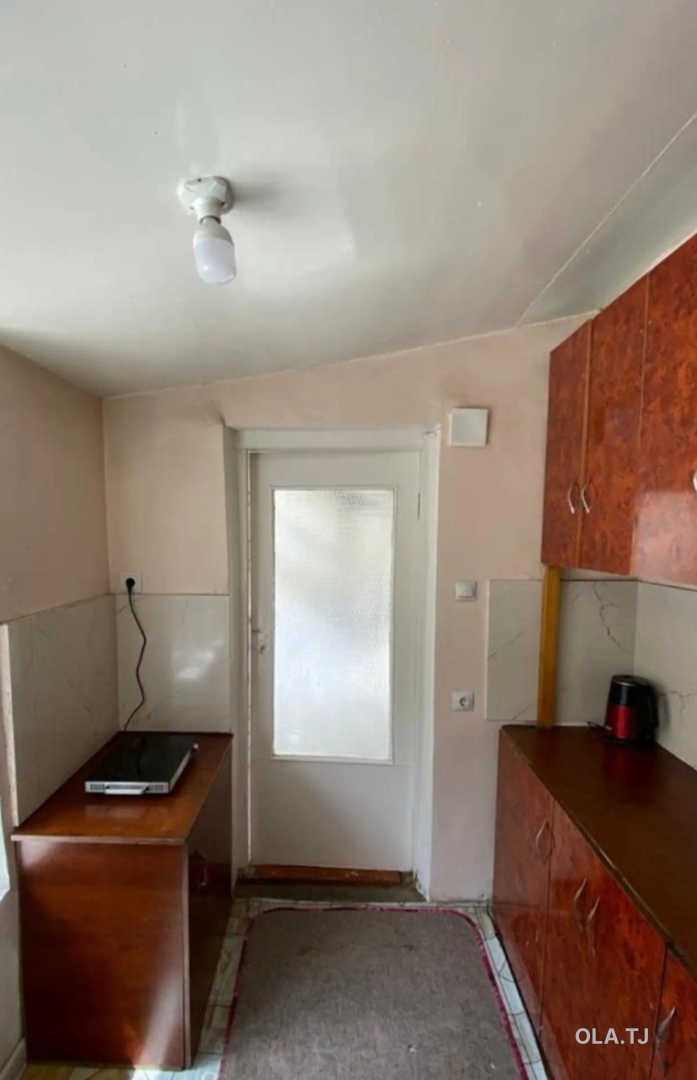 6 комнатная квартира, 2 этаж, 150 м²