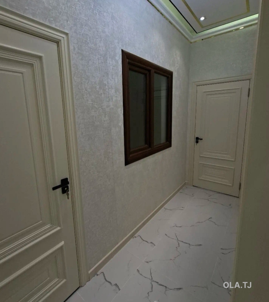 3 комнатная квартира, 18 этаж, 77 м²