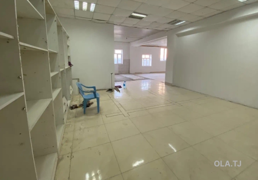 Офис в аренду, В жилом доме, 100 м²