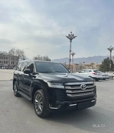 Toyota Land Cruiser,  2024