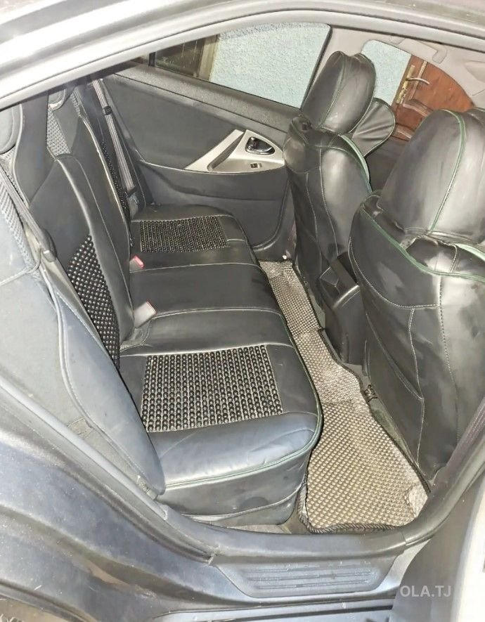 Toyota Camry,  2010