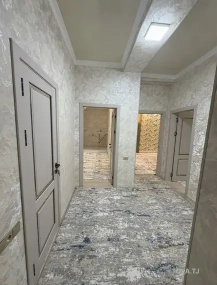 3 комнатная квартира, 3 этаж, 71 м²