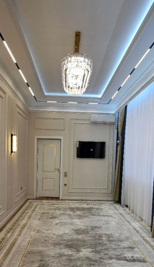 4 комнатная квартира, 10, 139 м²