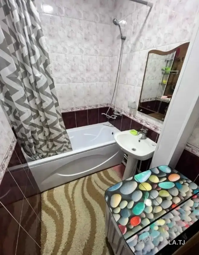 3 комнатная квартира, 1 этаж, 70 м²