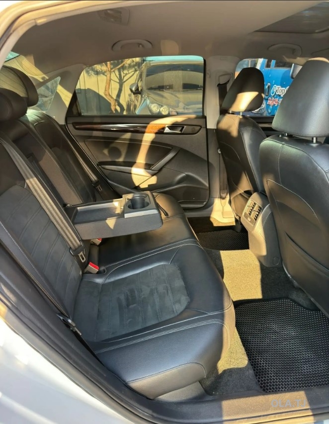 Volkswagen Passat,  2014