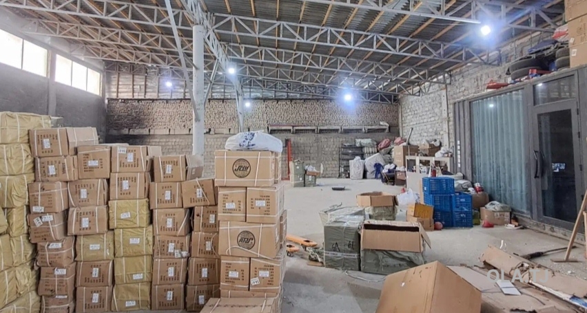 Офис в аренду, В жилом доме, 425 м²
