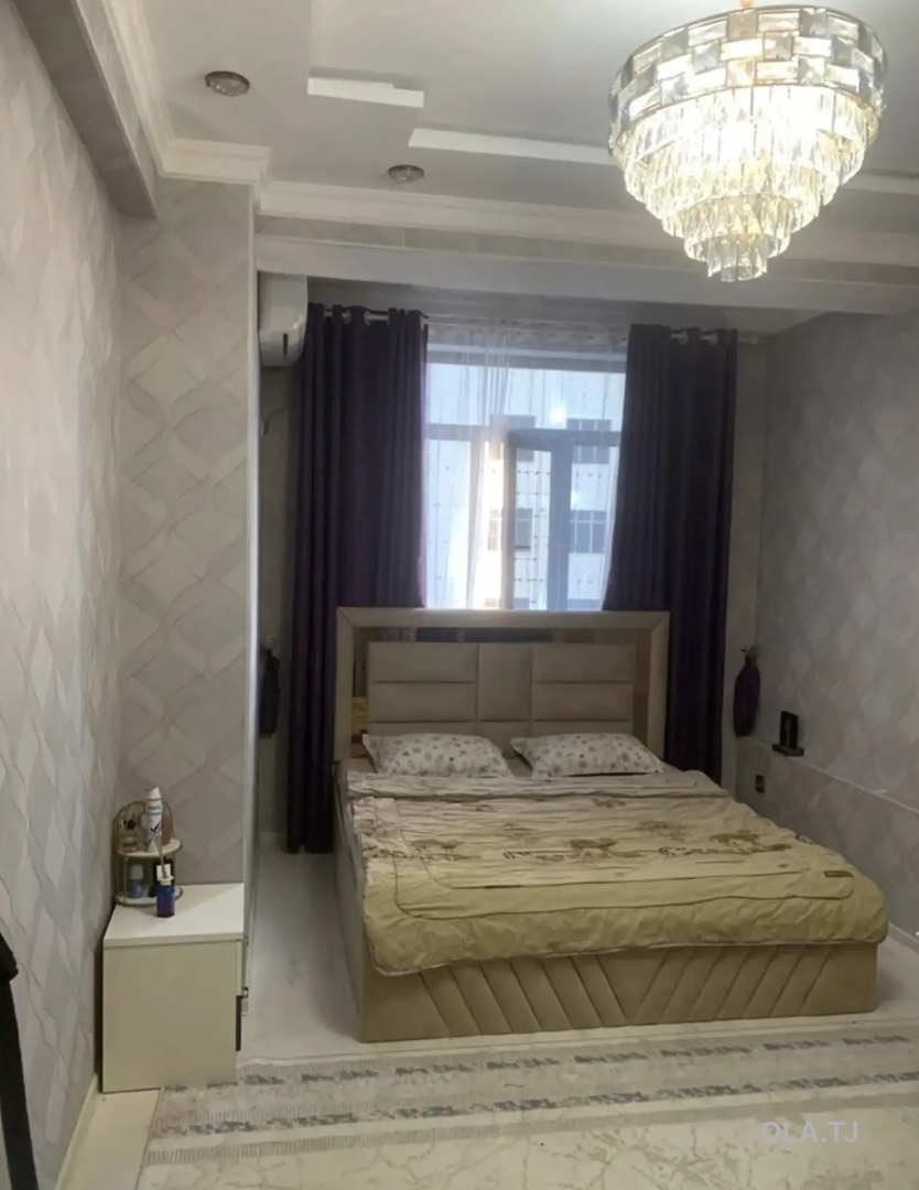 3 комнатная квартира, 9 этаж, 140 м²