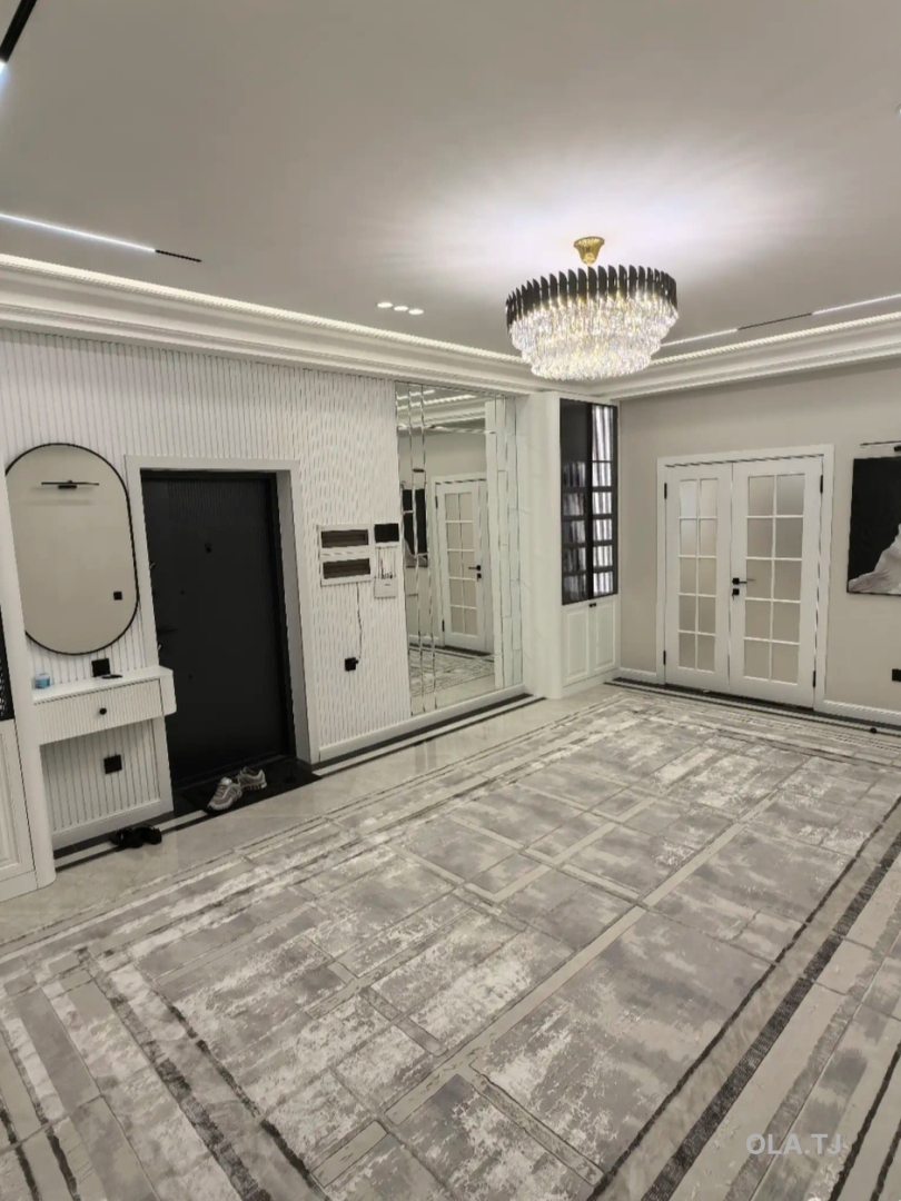3 комнатная квартира, 3 этаж, 123 м²