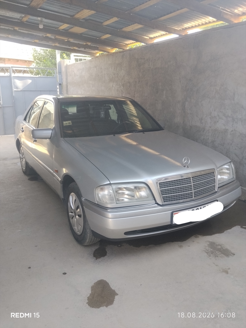 Mercedes-Benz W202,  1995