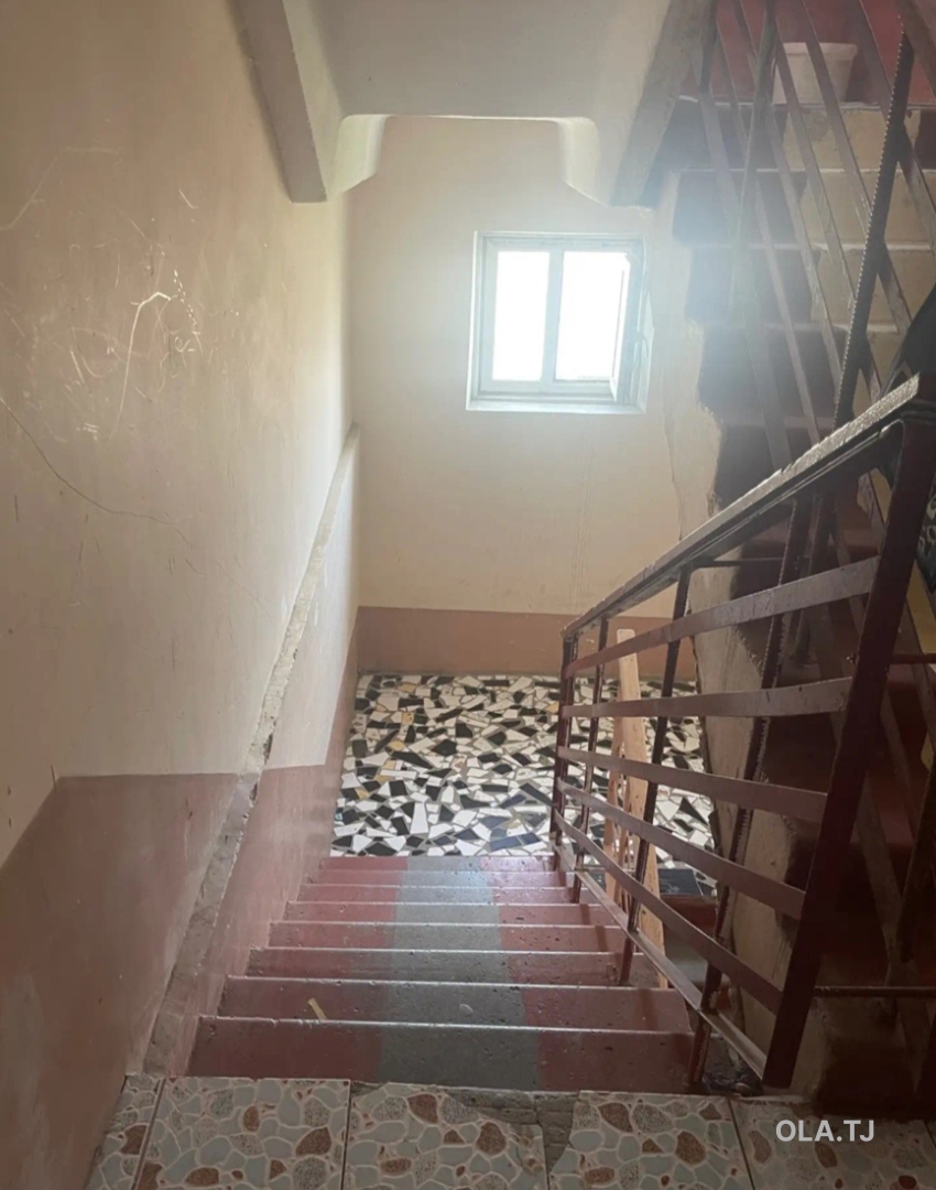 3 комнатная квартира, 3 этаж, 82 м²
