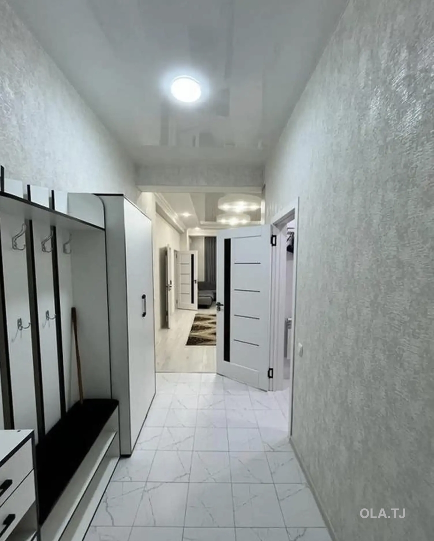 3 комнатная квартира, 10 этаж, 65 м²
