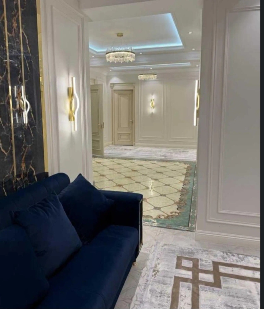 6 комнатная квартира, 5 этаж, 255 м²