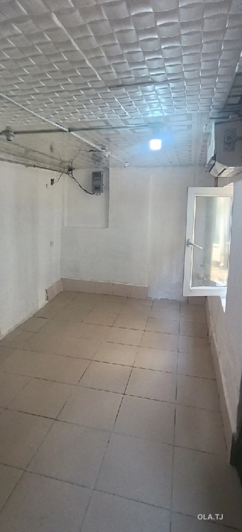 Офис в аренду, В жилом доме, 13 м²