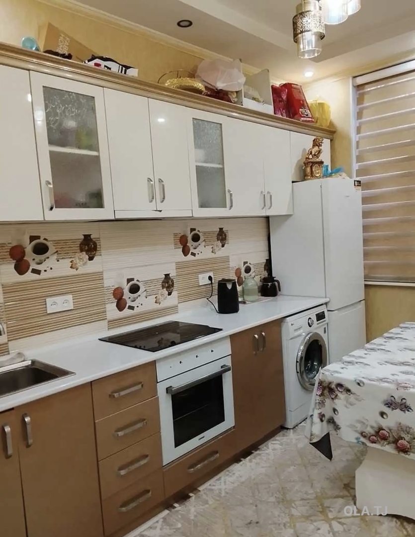 3 комнатная квартира, 2 этаж, 91 м²