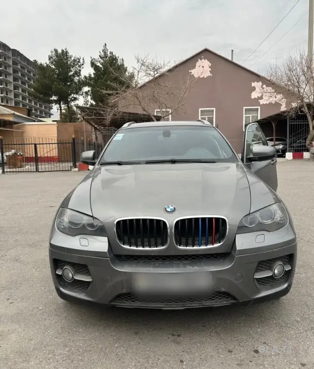 BMW X6,  2011