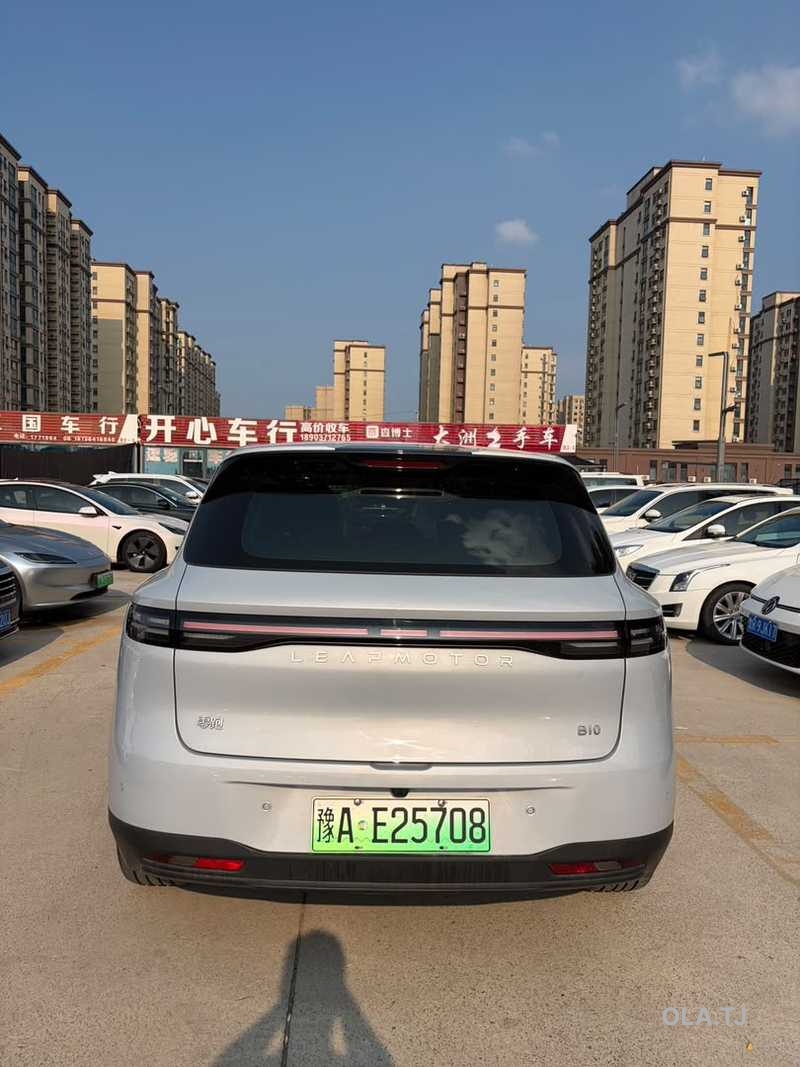 Leapmotor C10,  2025