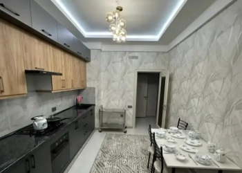3 комнатная квартира, 2 этаж, 56 м²