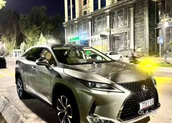 Lexus RX,  2020