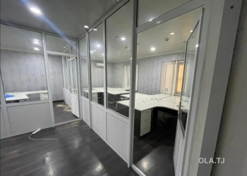 Офис на продажу, Отдельно стоящее здание, 370 м²