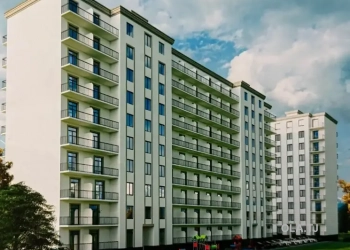 3 комнатная квартира, 2 этаж, 84 м²