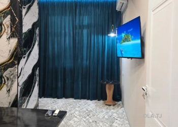 2 комнатная квартира,  этаж,