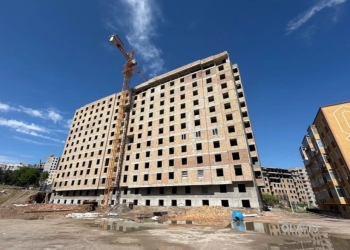 4 комнатная квартира, 4, 122 м²