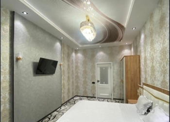 2 комнатная квартира, 10 этаж, 80 м²