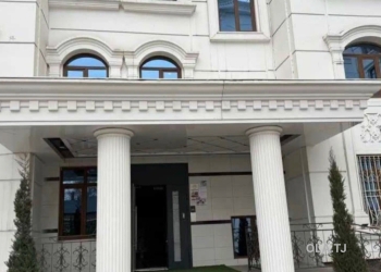 6 комнатная квартира, 4 этаж, 292 м²