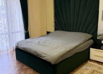 5 комнатная квартира, 4 этаж, 220 м²