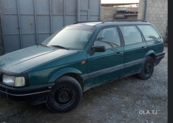 Volkswagen Passat,  1993