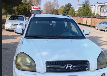 Hyundai Tucson,  2004